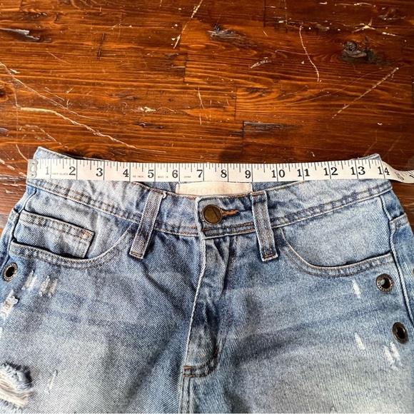 Ferando Brand Brazilian frayed hem denim shorts size 4 US. Side grommets EC - Picture 7 of 8